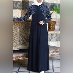 Shukr rayon maxi abaya dress size Medium for fall/winter